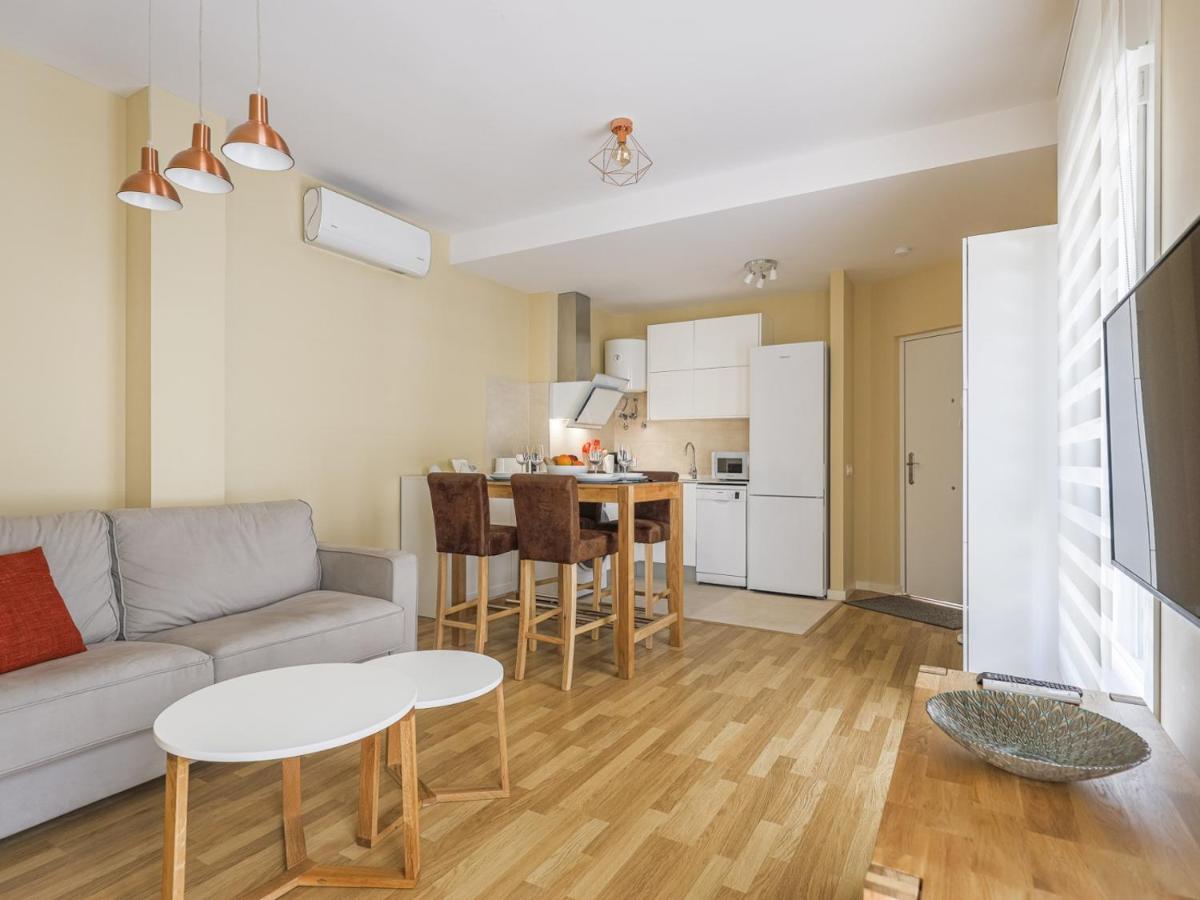 Apartamento 1 Habitacion Plaza San Julian Centro Sevilla Exteriér fotografie